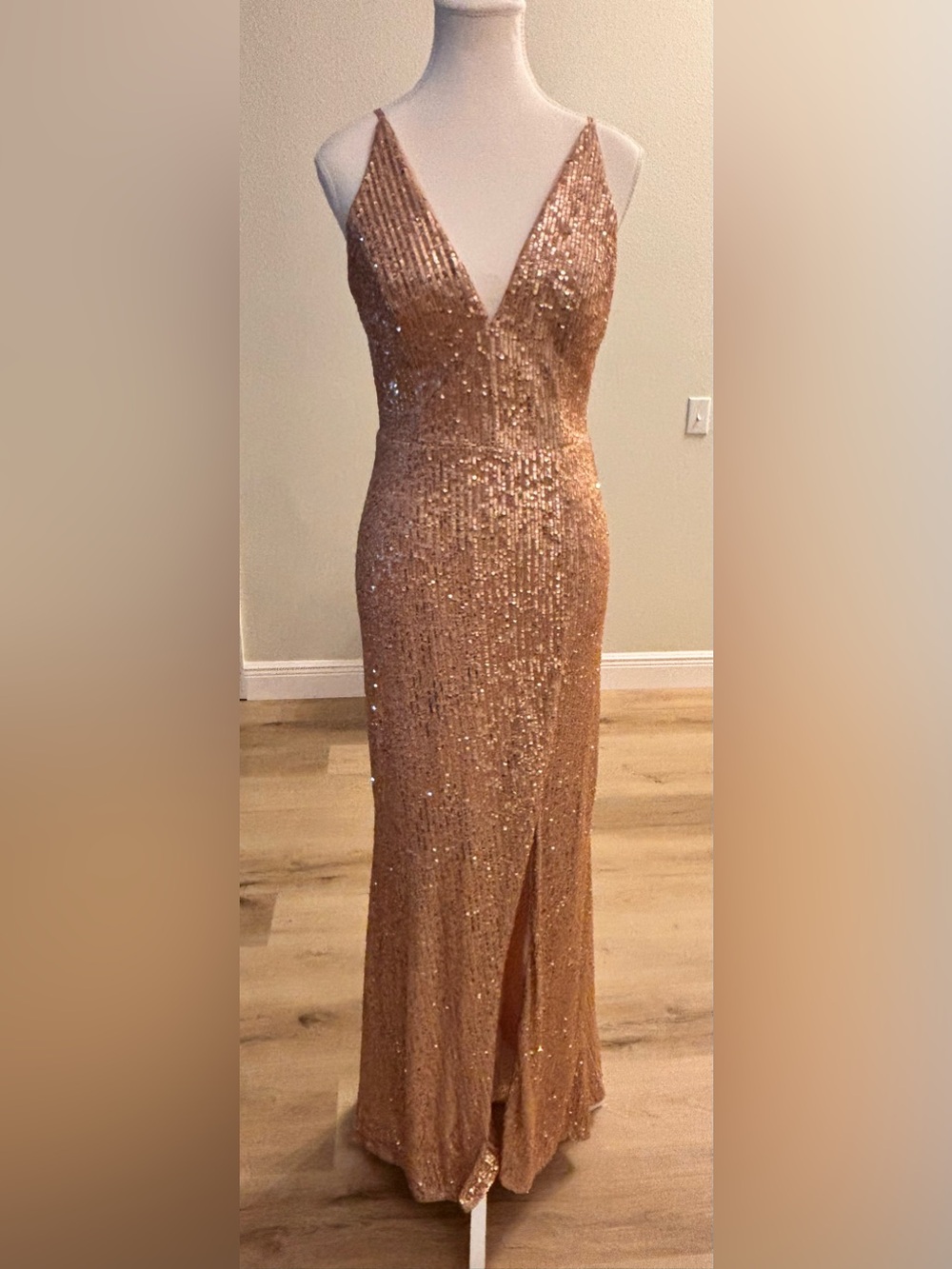 Gianni Bini size 7 prom dress/evening sequin dress